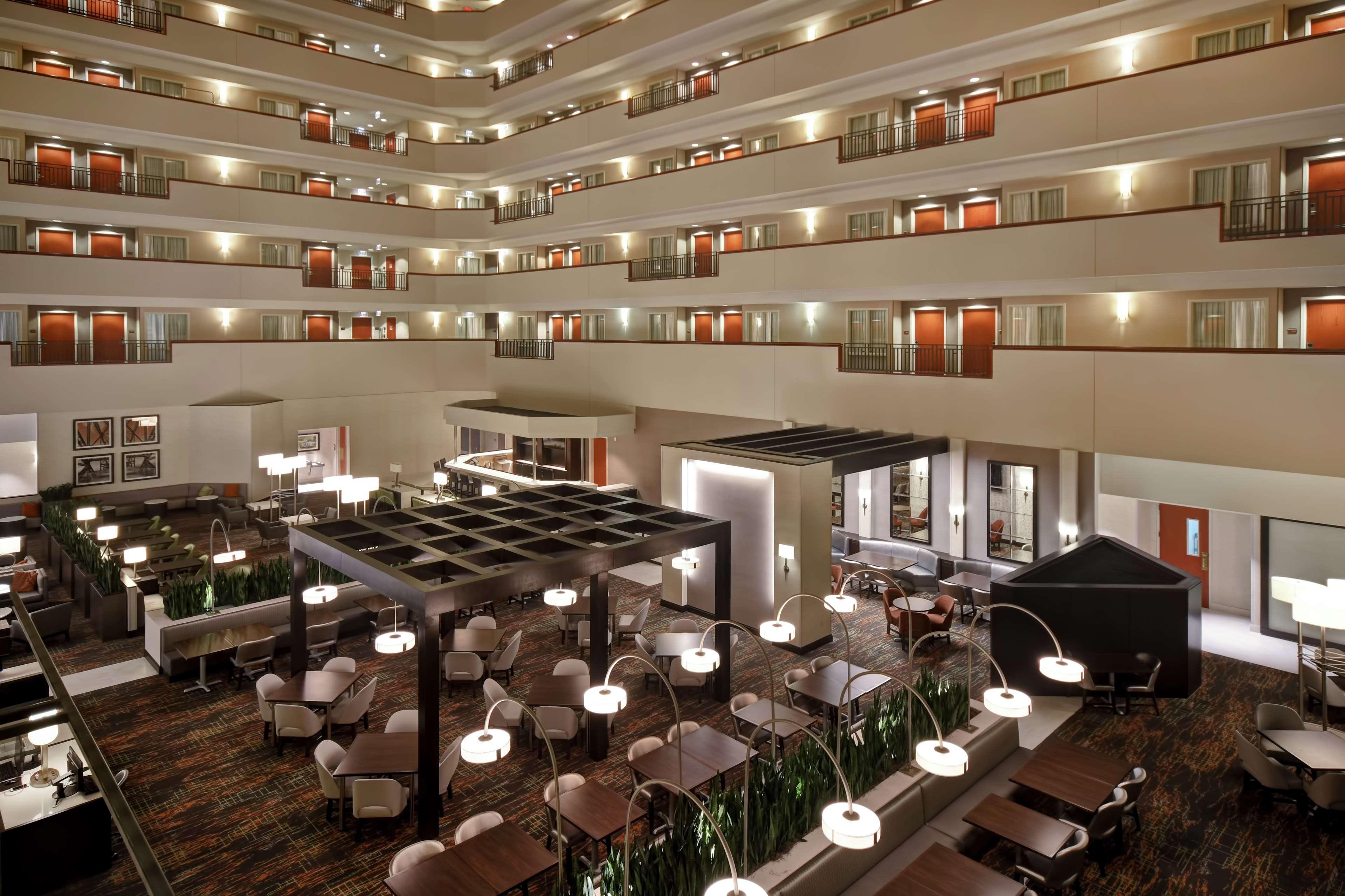 Embassy Suites Литл-Рок Экстерьер фото