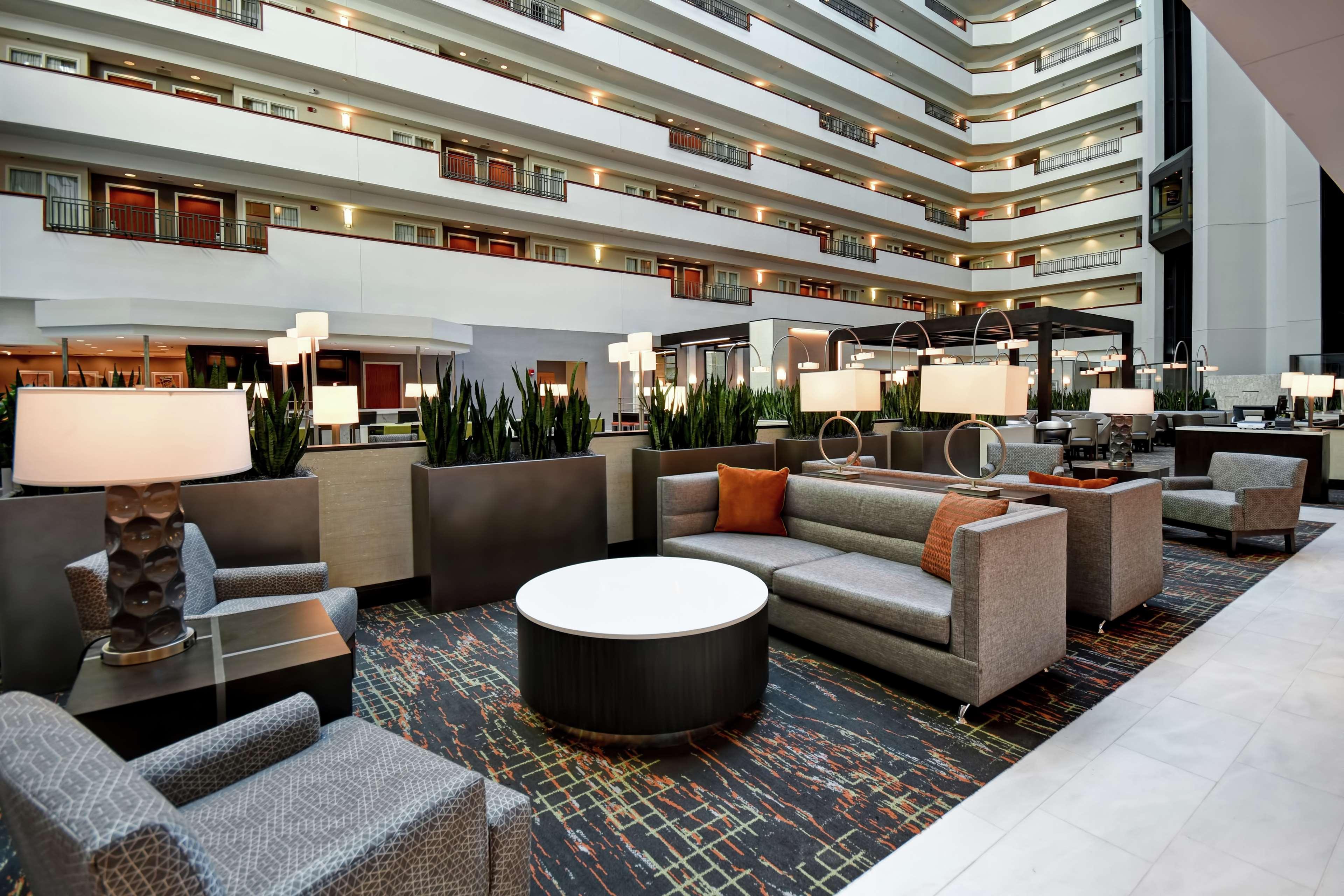 Embassy Suites Литл-Рок Экстерьер фото