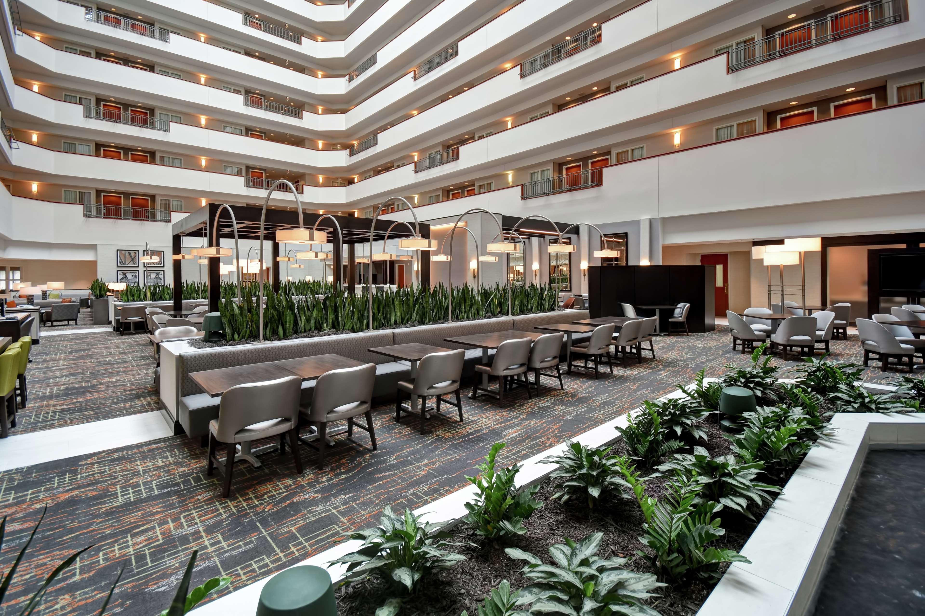Embassy Suites Литл-Рок Экстерьер фото