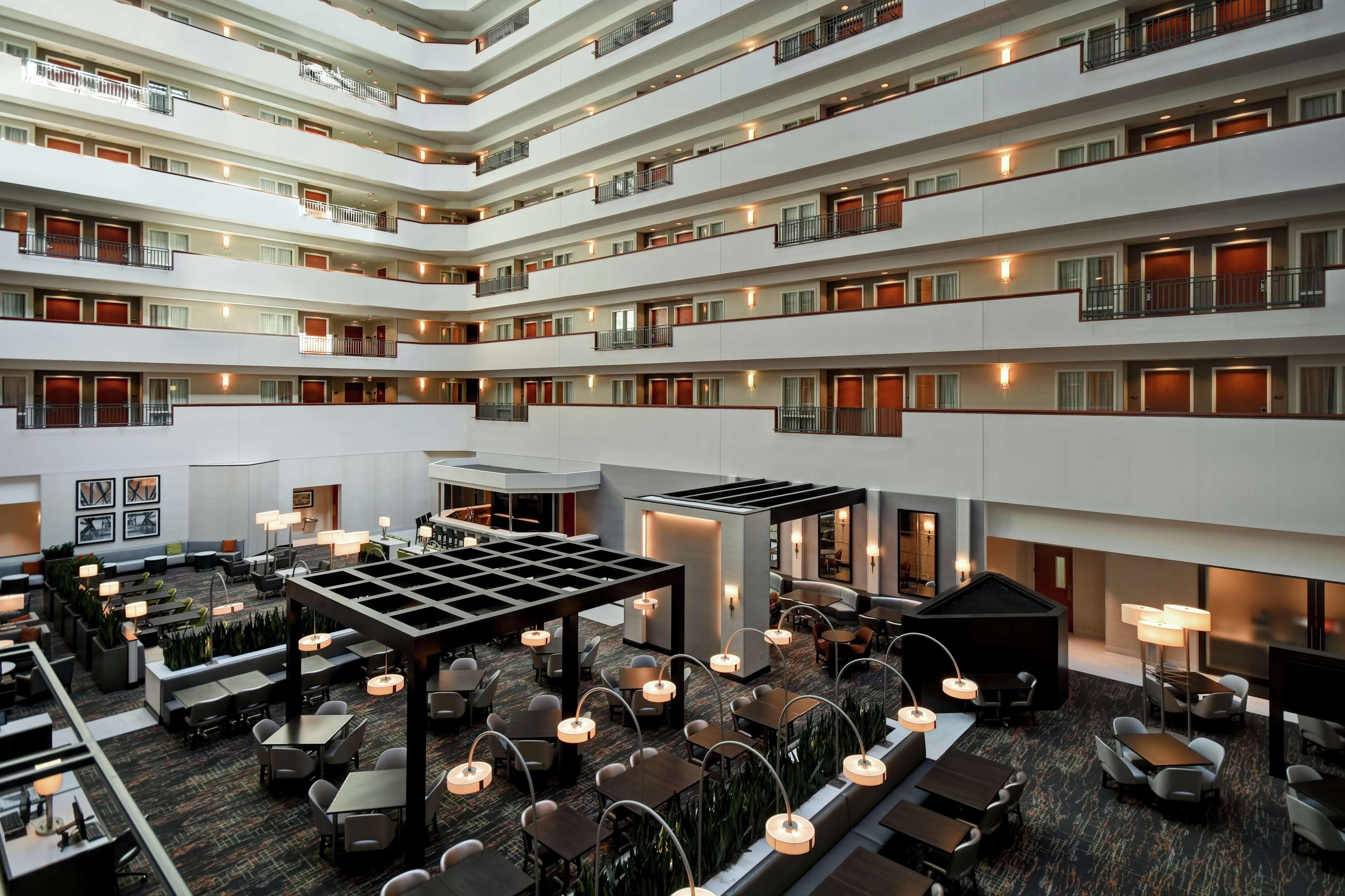 Embassy Suites Литл-Рок Экстерьер фото